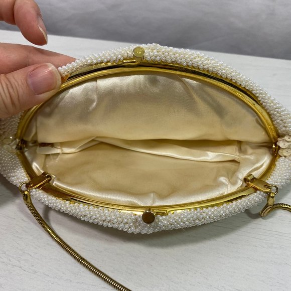 Ivory Hand Beaded Clutch Purse Wristlet - Picture 5 of 10